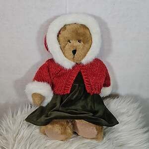 VTG Boyds Bear Alexis Christmas Holiday Plush Bear Heart to Heart Green Dress